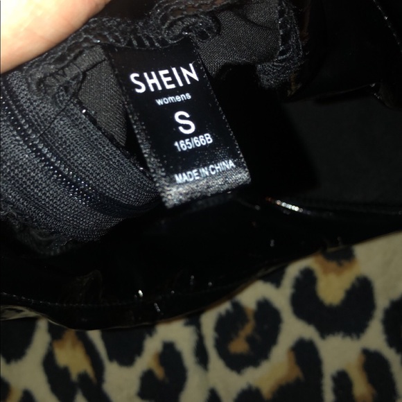 SHEIN skirts - Picture 4 of 4